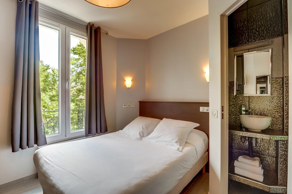 Hotel Jade Aulnay-sous-Bois Bagian luar foto